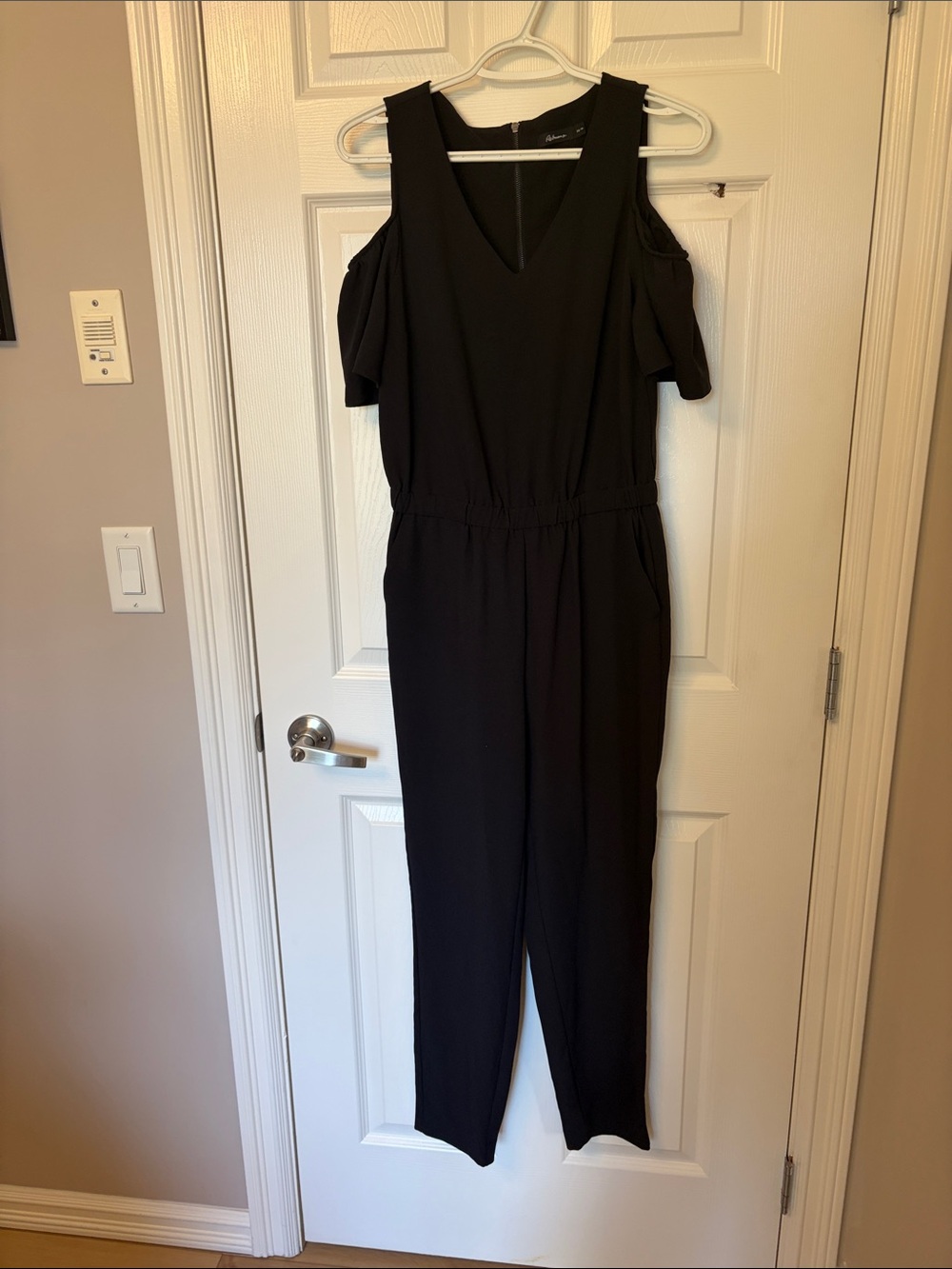 Reitmans Black Cold-Shoulder V-Neck Jumpsuit